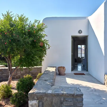 Clover - A Unique House For Your Dream Holidays * Isterni (Paros)