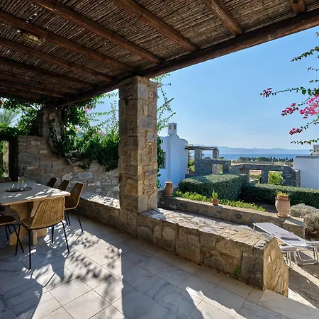 Myrto's House Seaview Of Naxos Holiday home Isterni (Paros)
