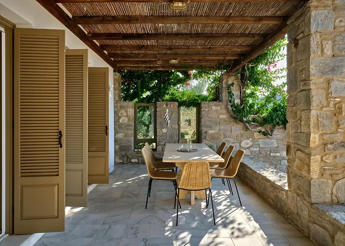 Clover - A Unique House For Your Dream Holidays * Isterni (Paros)