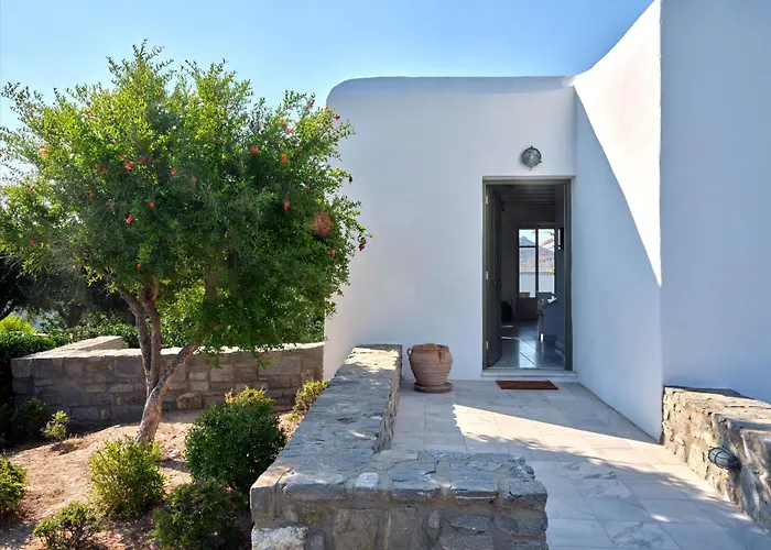 Clover - A Unique House For Your Dream Holidays * Isterni (Paros)
