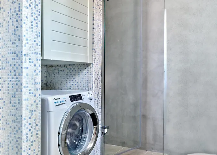 Clover - A Unique House For Your Dream Holidays