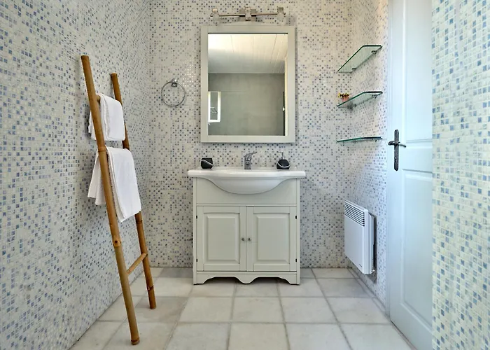 Clover - A Unique House For Your Dream Holidays * Isterni (Paros)