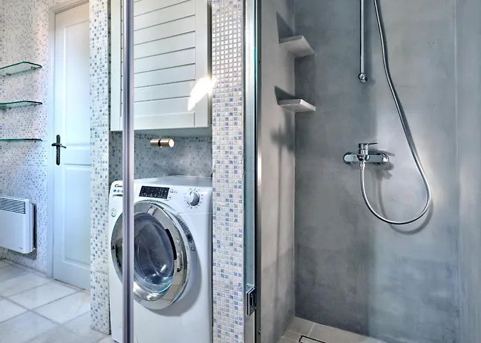 Clover - A Unique House For Your Dream Holidays *